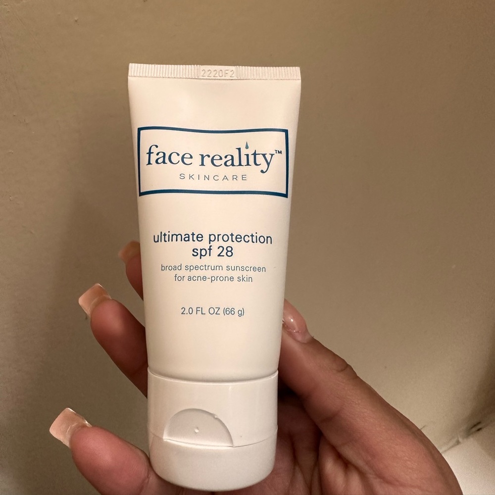 Face Reality ULTIMATE PROTECTION SPF28